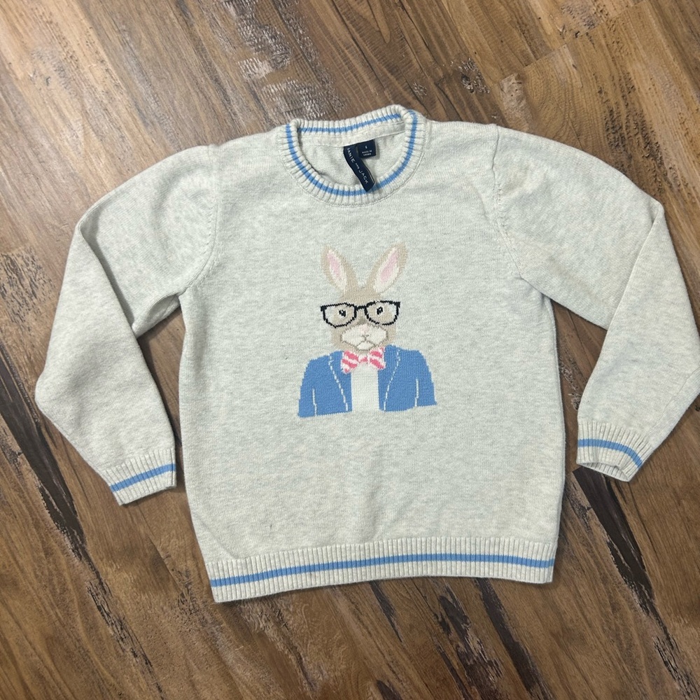 Janie and Jack Light Gray Bunny Graphic Crewneck with Blue Accents